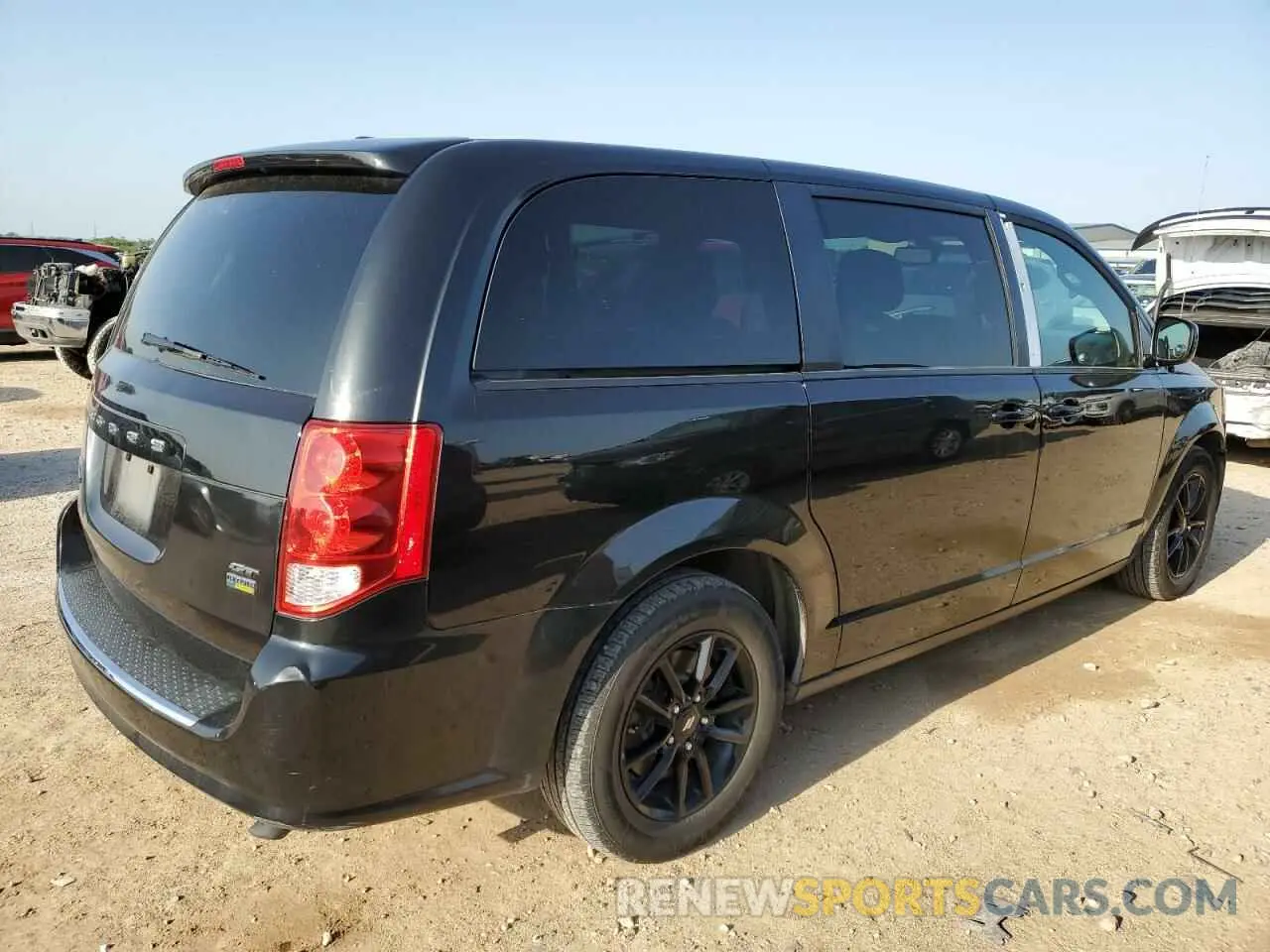 3 Photograph of a damaged car 2C4RDGEG3KR670063 DODGE CARAVAN 2019