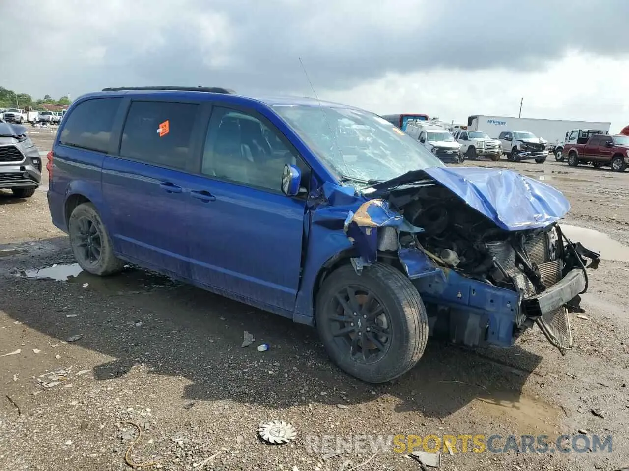 4 Photograph of a damaged car 2C4RDGEG3KR717446 DODGE CARAVAN 2019