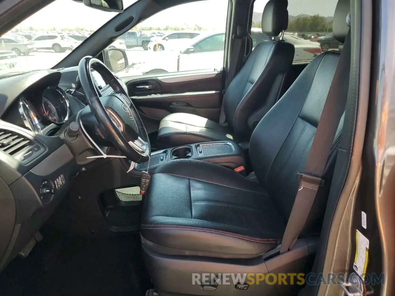 7 Photograph of a damaged car 2C4RDGEG4KR536257 DODGE CARAVAN 2019