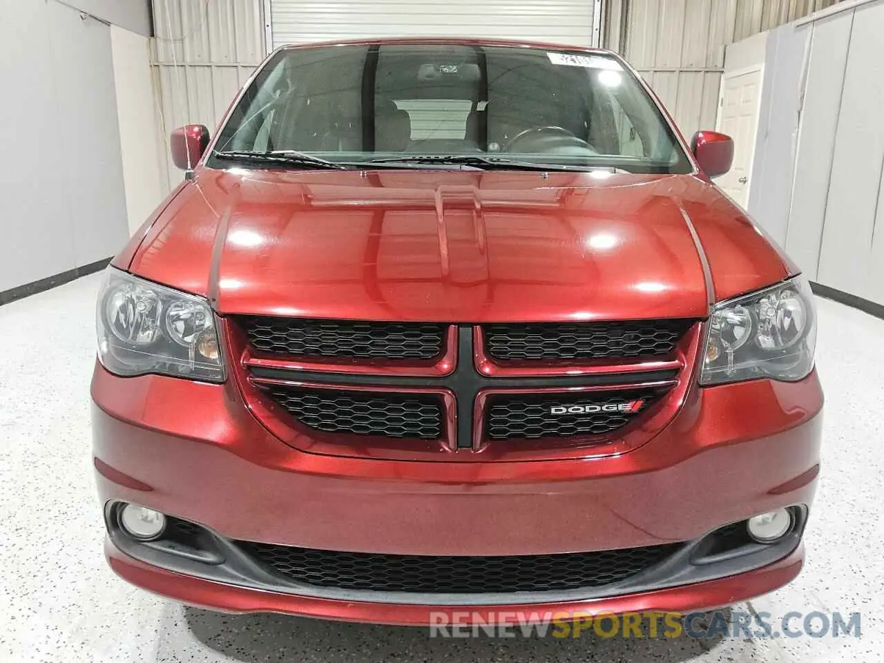 5 Photograph of a damaged car 2C4RDGEG4KR578962 DODGE CARAVAN 2019