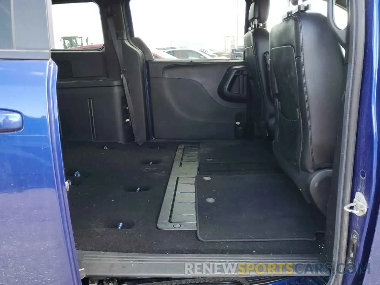 12 Photograph of a damaged car 2C4RDGEG4KR661176 DODGE CARAVAN 2019