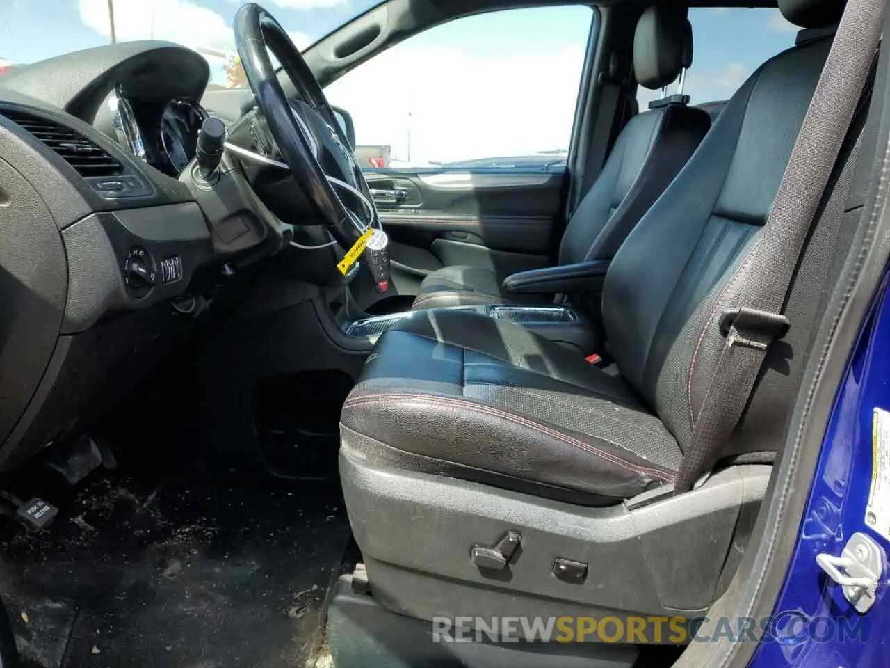 7 Photograph of a damaged car 2C4RDGEG4KR661176 DODGE CARAVAN 2019