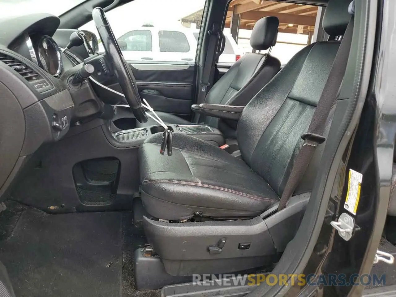 7 Photograph of a damaged car 2C4RDGEG4KR670170 DODGE CARAVAN 2019