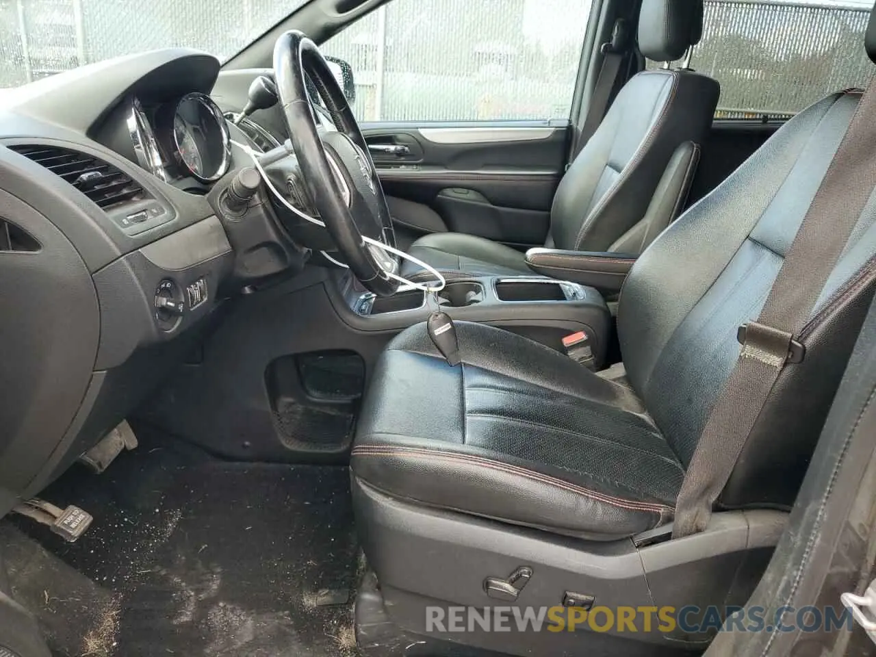 7 Photograph of a damaged car 2C4RDGEG4KR693089 DODGE CARAVAN 2019