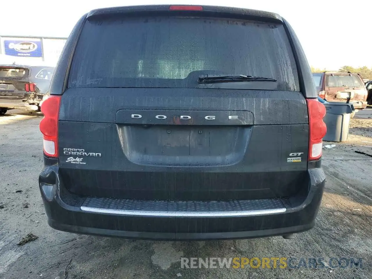 6 Photograph of a damaged car 2C4RDGEG4KR716872 DODGE CARAVAN 2019