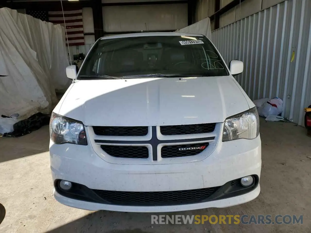 5 Photograph of a damaged car 2C4RDGEG5KR571339 DODGE CARAVAN 2019