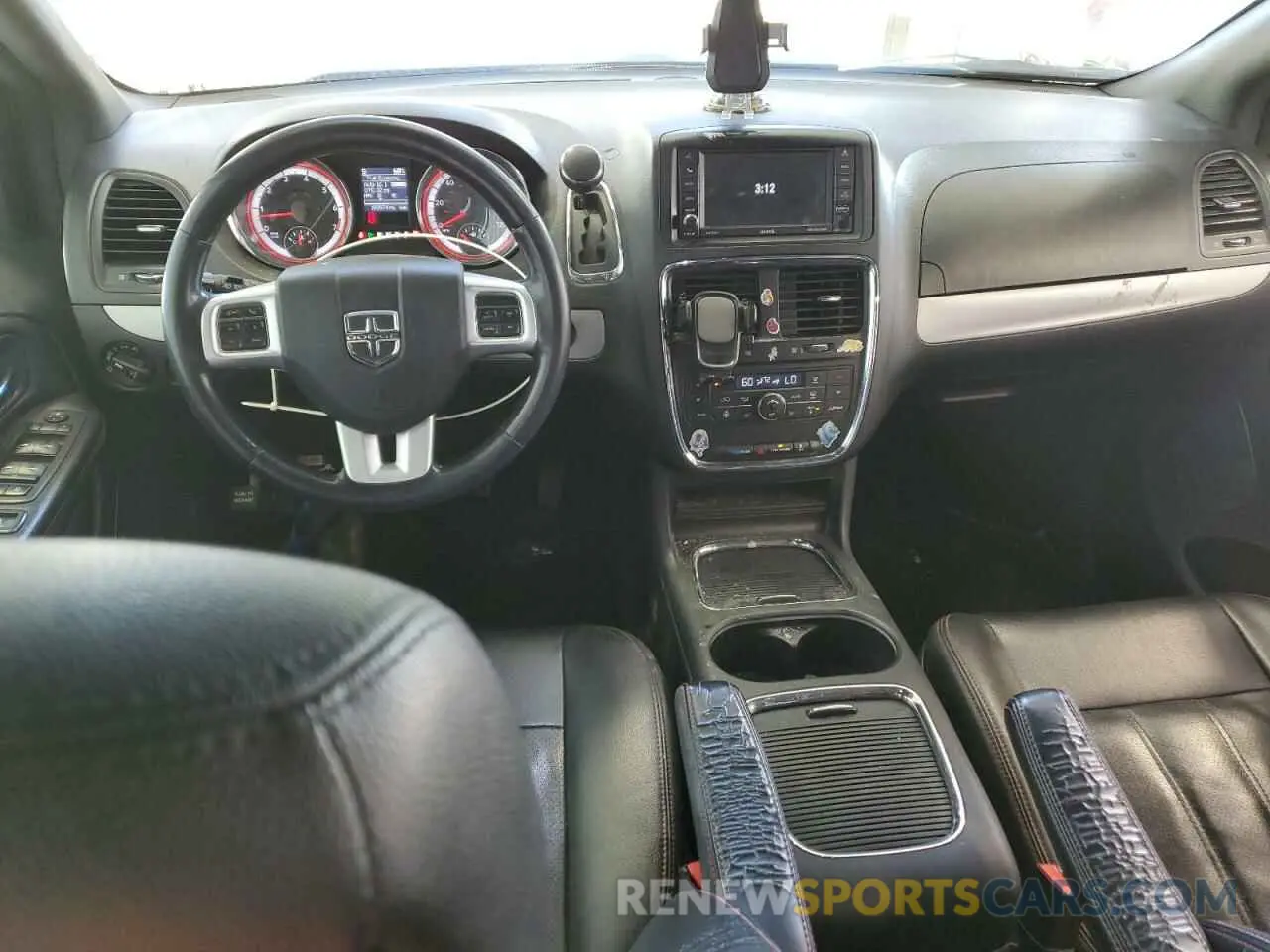 8 Photograph of a damaged car 2C4RDGEG5KR571339 DODGE CARAVAN 2019