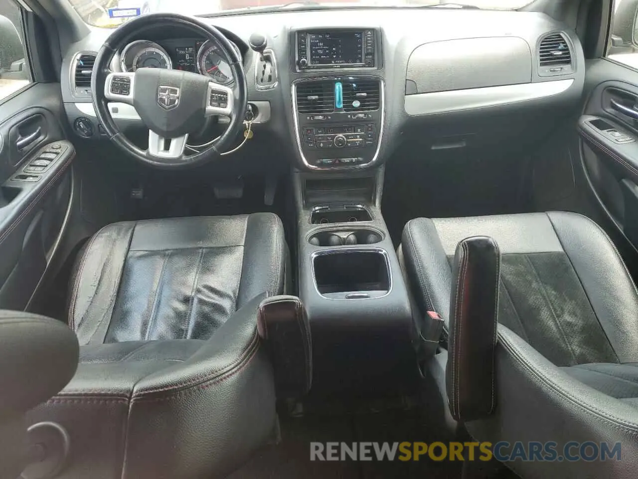 8 Photograph of a damaged car 2C4RDGEG5KR641020 DODGE CARAVAN 2019
