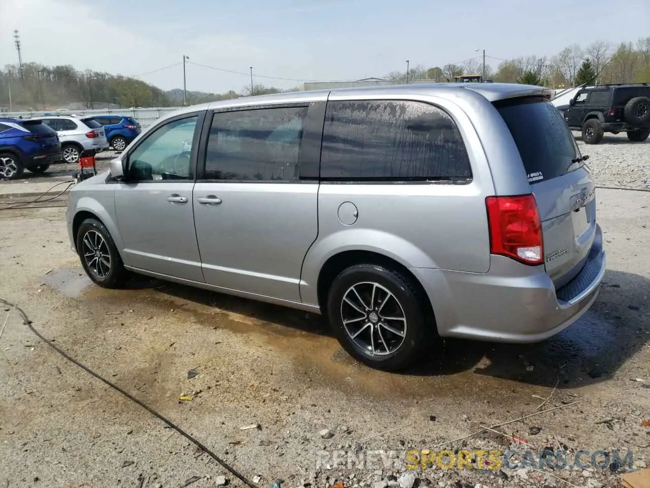 2 Photograph of a damaged car 2C4RDGEG5KR641471 DODGE CARAVAN 2019