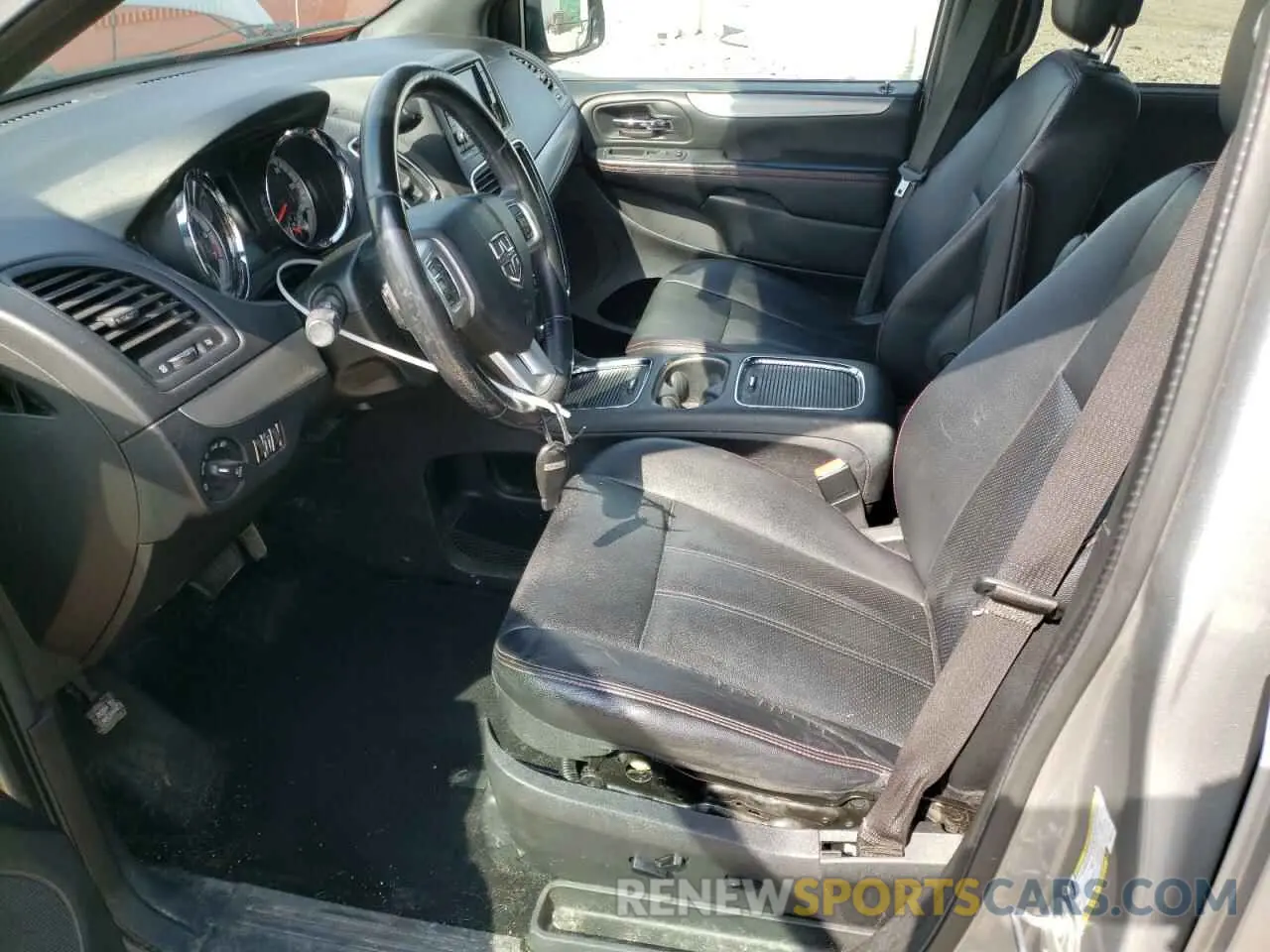 7 Photograph of a damaged car 2C4RDGEG5KR641471 DODGE CARAVAN 2019
