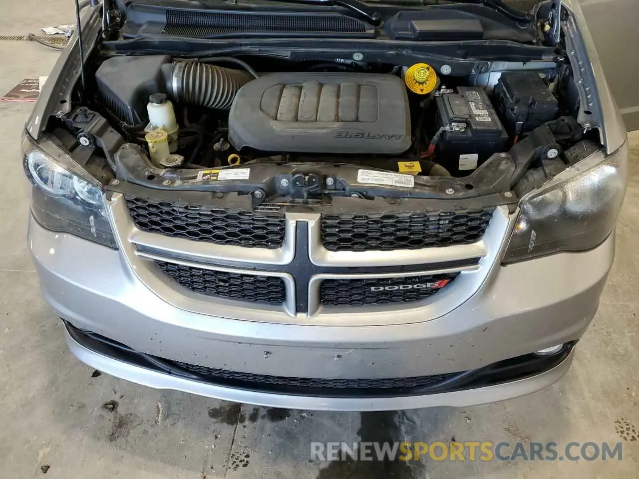 12 Photograph of a damaged car 2C4RDGEG5KR688239 DODGE CARAVAN 2019
