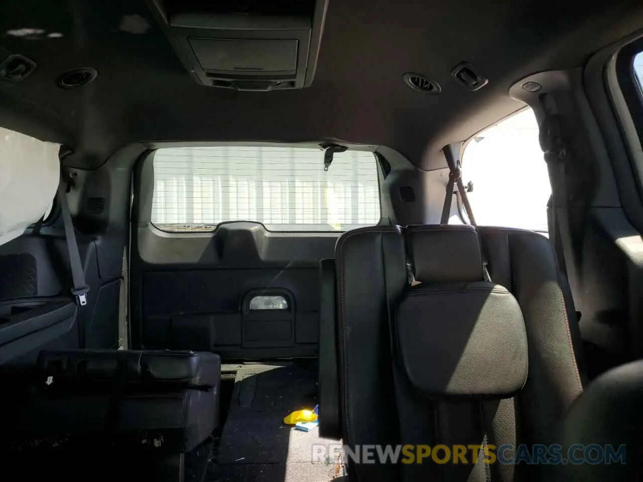 10 Photograph of a damaged car 2C4RDGEG5KR750061 DODGE CARAVAN 2019