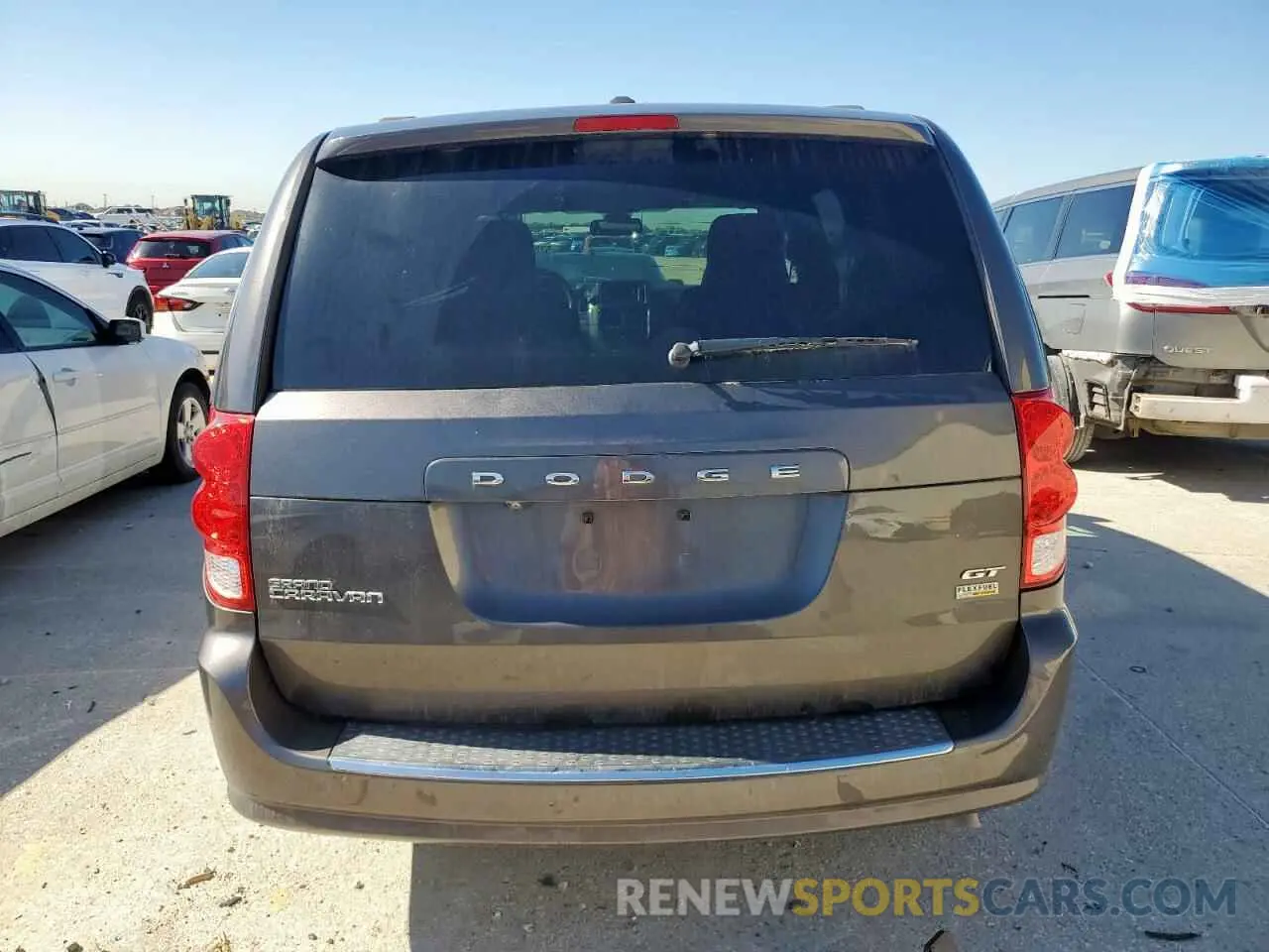 6 Photograph of a damaged car 2C4RDGEG6KR600654 DODGE CARAVAN 2019