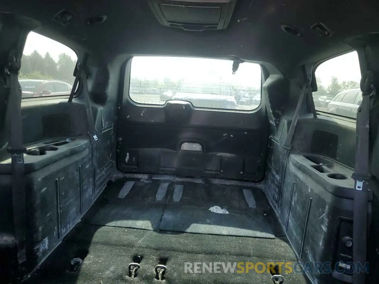10 Photograph of a damaged car 2C4RDGEG6KR742504 DODGE CARAVAN 2019