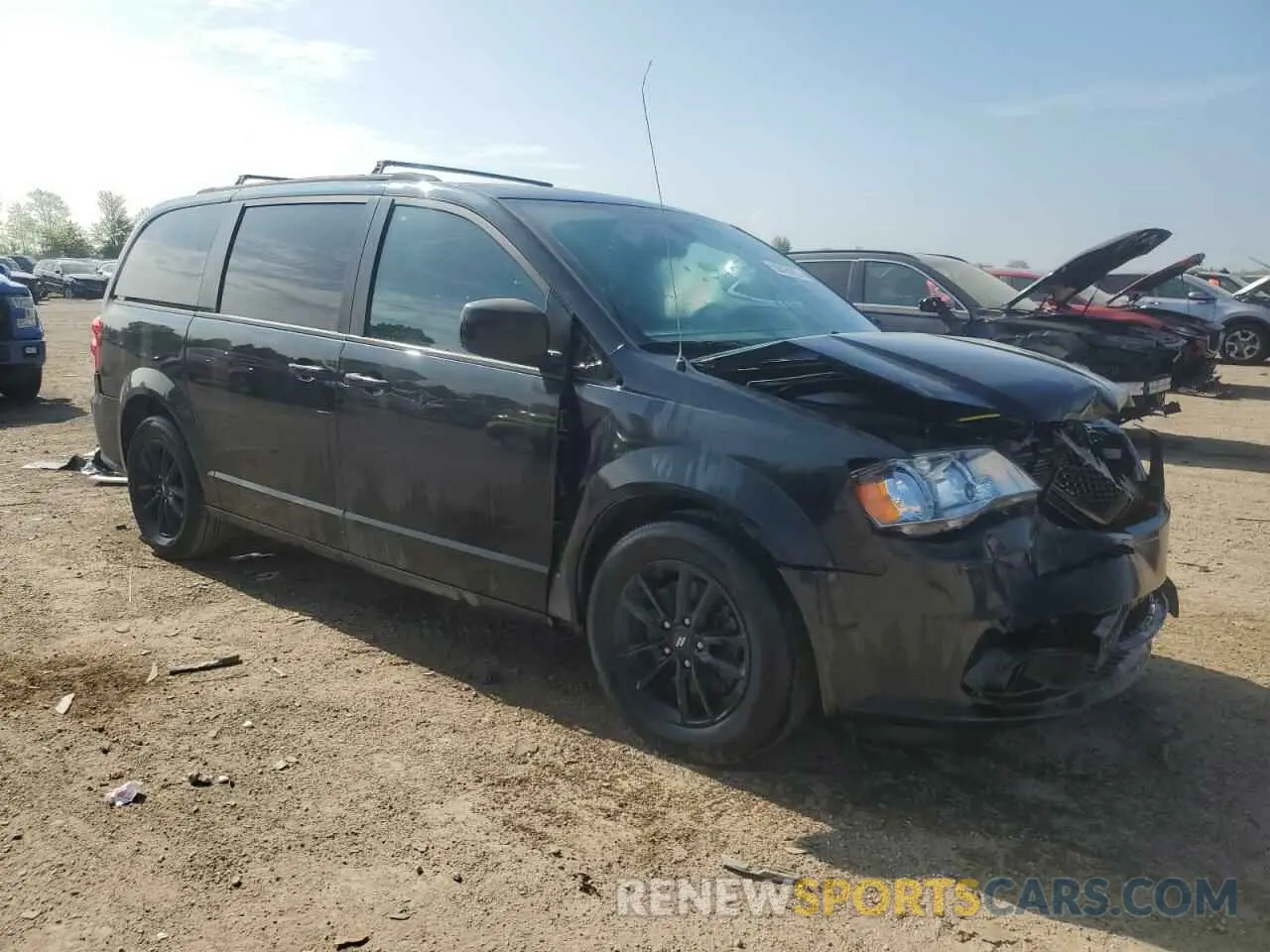 4 Photograph of a damaged car 2C4RDGEG6KR742504 DODGE CARAVAN 2019