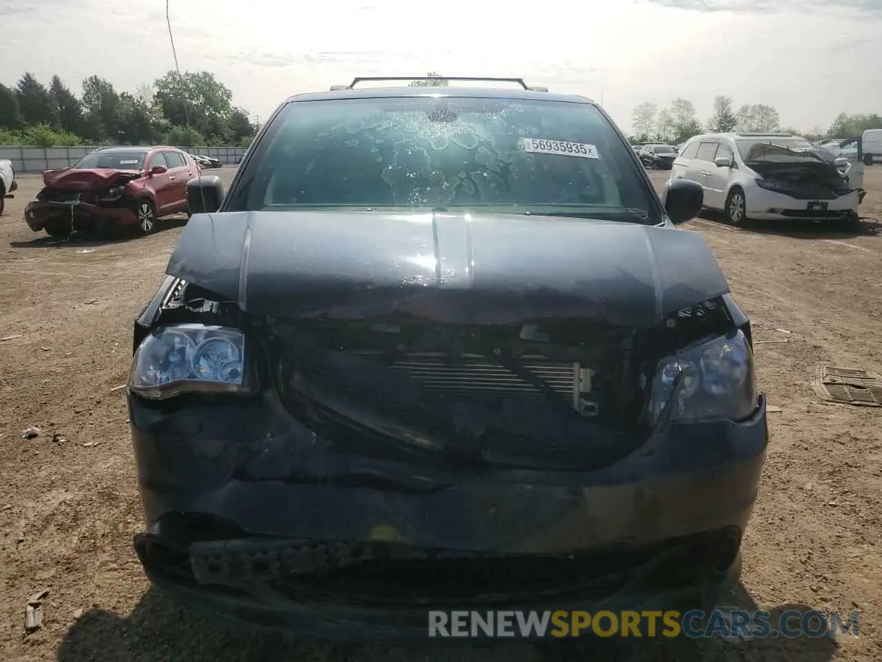 5 Photograph of a damaged car 2C4RDGEG6KR742504 DODGE CARAVAN 2019