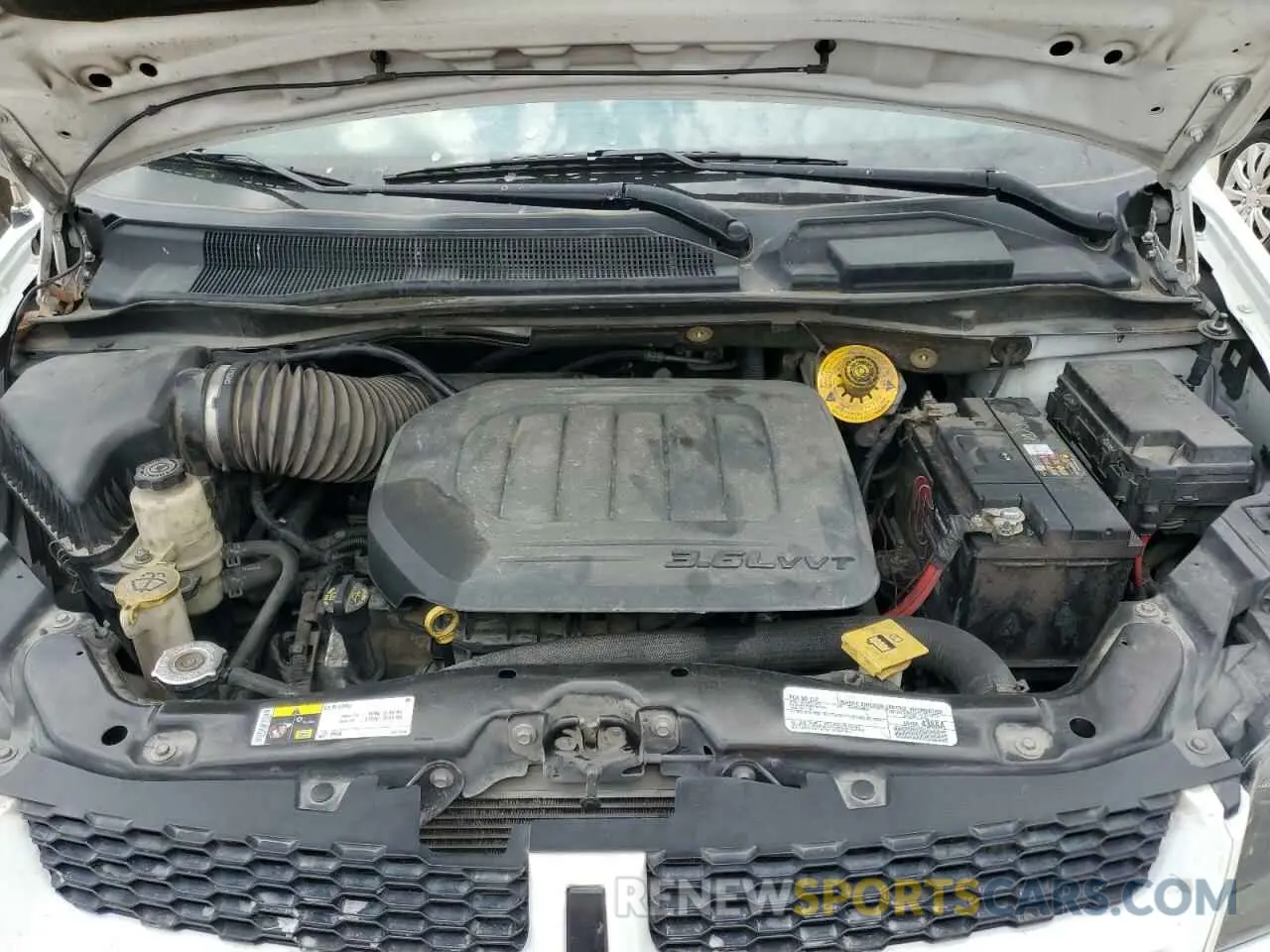 11 Photograph of a damaged car 2C4RDGEG6KR768892 DODGE CARAVAN 2019