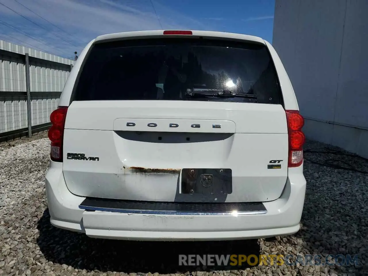 6 Photograph of a damaged car 2C4RDGEG6KR769945 DODGE CARAVAN 2019