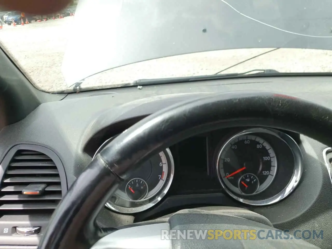 9 Photograph of a damaged car 2C4RDGEG7KR562870 DODGE CARAVAN 2019