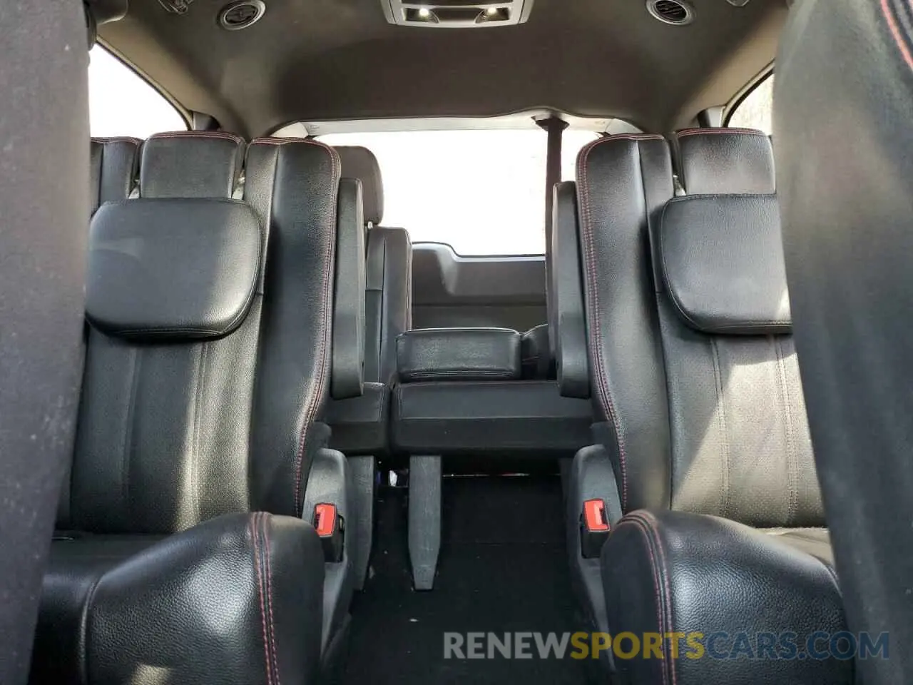 10 Photograph of a damaged car 2C4RDGEG7KR618211 DODGE CARAVAN 2019