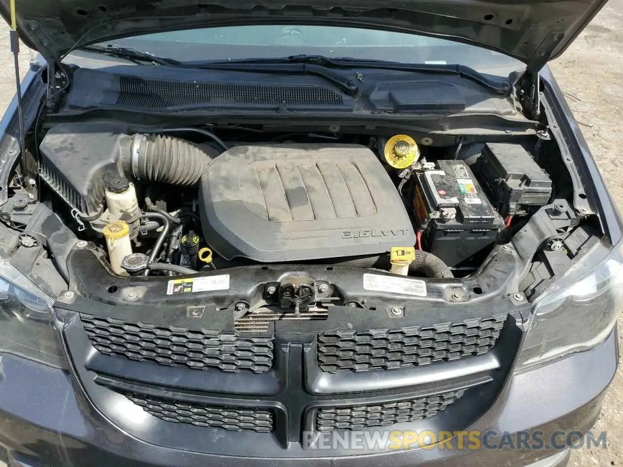 12 Photograph of a damaged car 2C4RDGEG7KR618211 DODGE CARAVAN 2019
