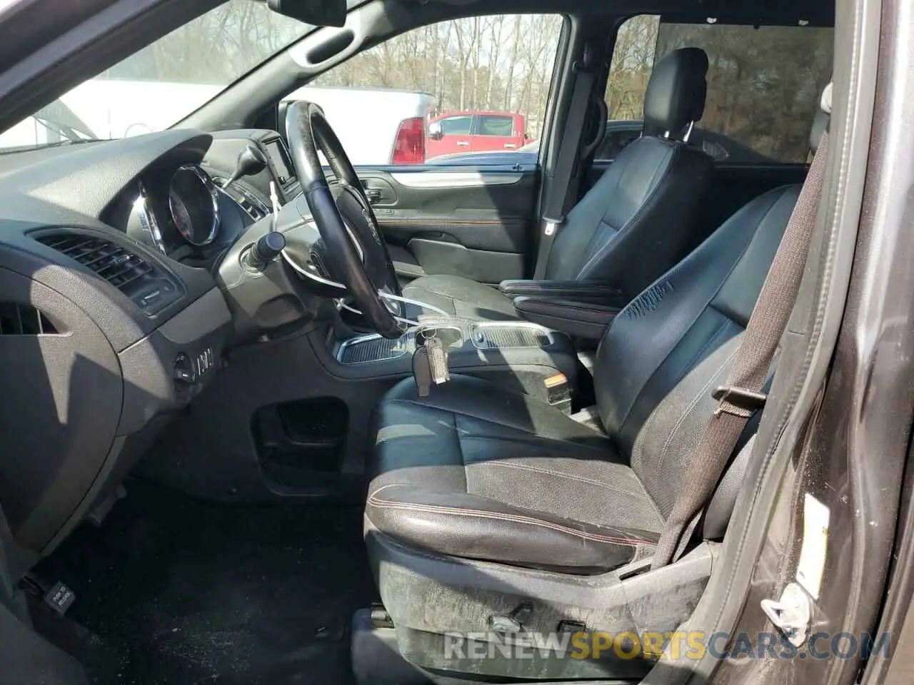 7 Photograph of a damaged car 2C4RDGEG7KR618211 DODGE CARAVAN 2019