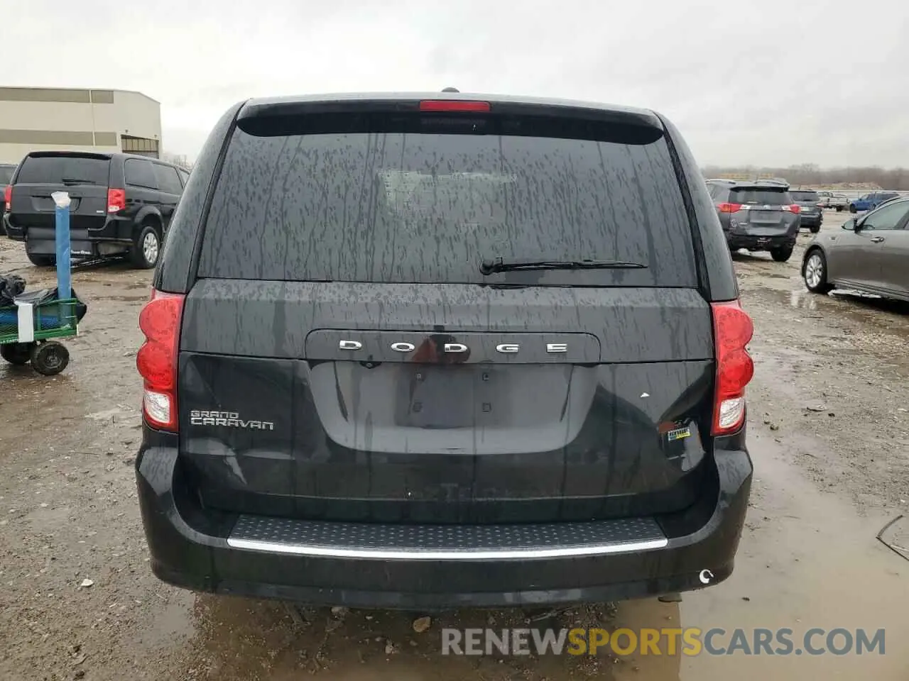 6 Photograph of a damaged car 2C4RDGEG7KR646252 DODGE CARAVAN 2019