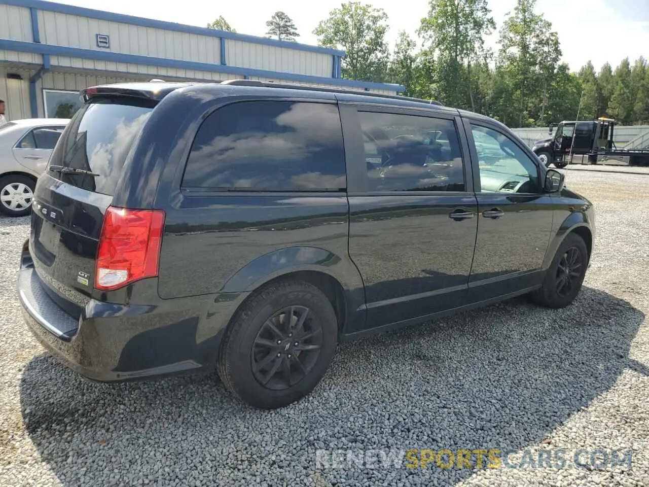 3 Photograph of a damaged car 2C4RDGEG7KR743564 DODGE CARAVAN 2019