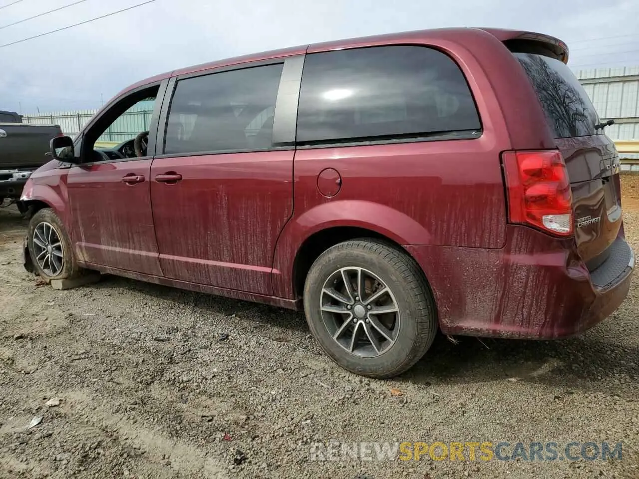 2 Photograph of a damaged car 2C4RDGEG8KR535502 DODGE CARAVAN 2019