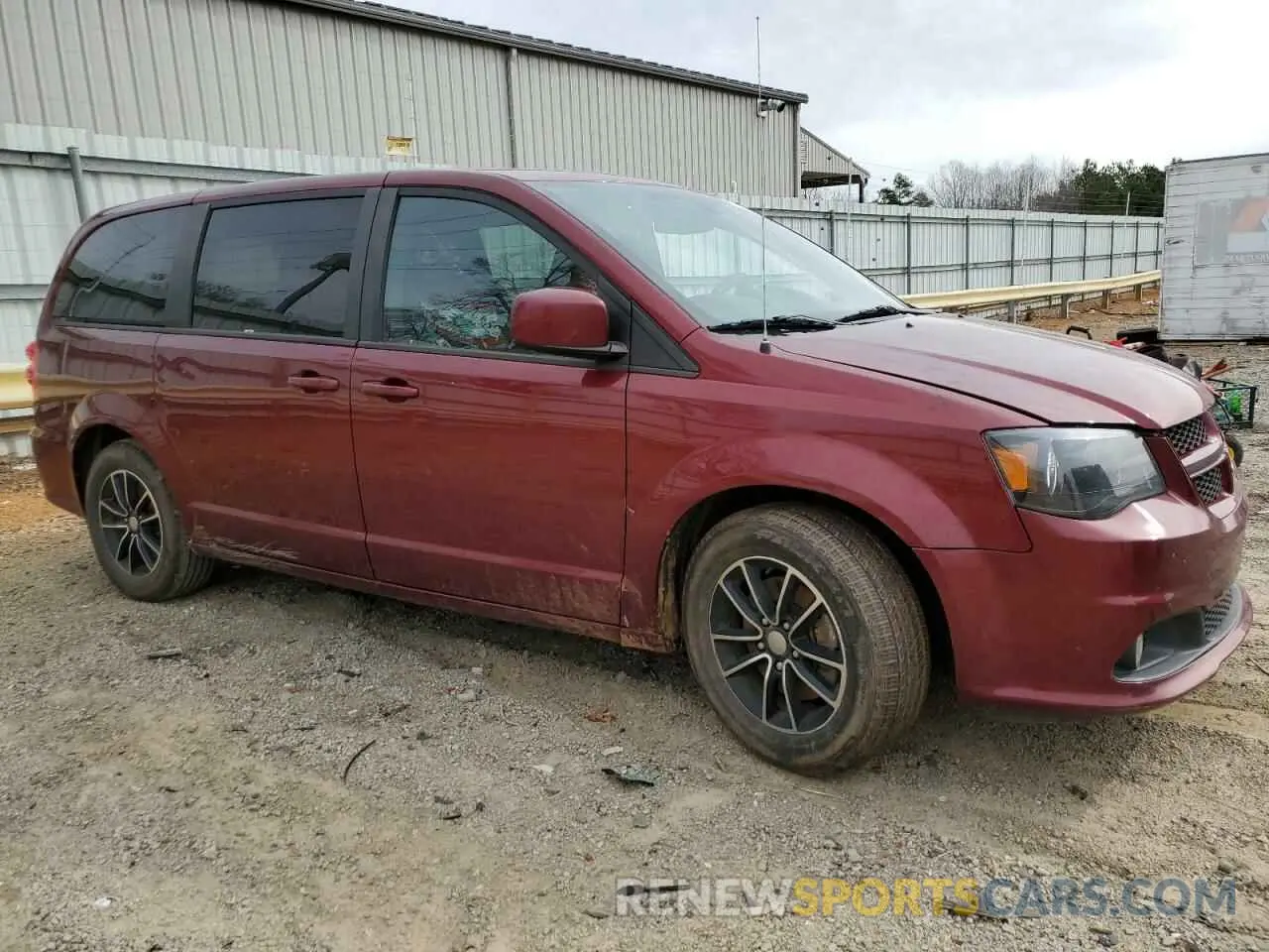 4 Photograph of a damaged car 2C4RDGEG8KR535502 DODGE CARAVAN 2019