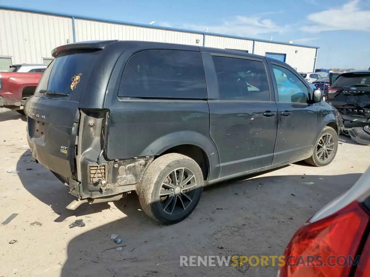 3 Photograph of a damaged car 2C4RDGEG8KR658216 DODGE CARAVAN 2019