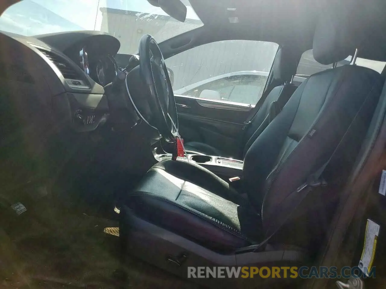 7 Photograph of a damaged car 2C4RDGEG8KR658216 DODGE CARAVAN 2019