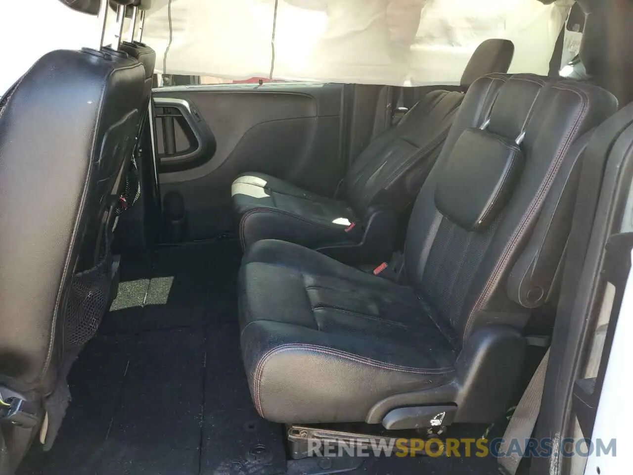12 Photograph of a damaged car 2C4RDGEG8KR769879 DODGE CARAVAN 2019