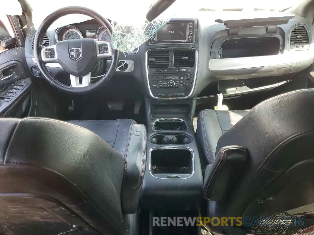 8 Photograph of a damaged car 2C4RDGEG8KR769879 DODGE CARAVAN 2019