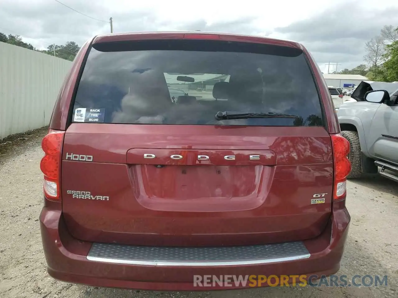 6 Photograph of a damaged car 2C4RDGEG9KR511502 DODGE CARAVAN 2019