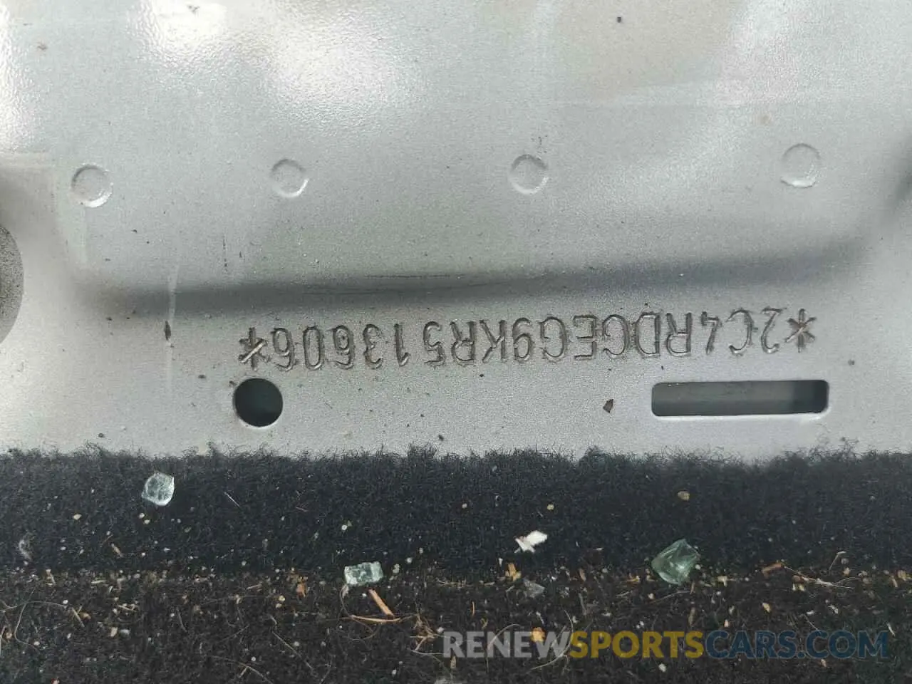 14 Photograph of a damaged car 2C4RDGEG9KR513606 DODGE CARAVAN 2019