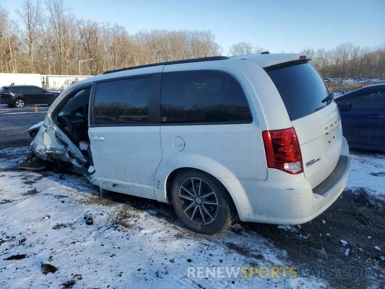 2 Photograph of a damaged car 2C4RDGEG9KR513606 DODGE CARAVAN 2019
