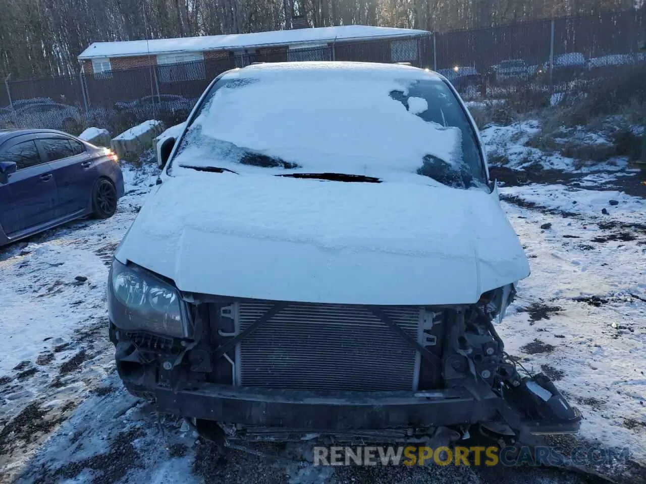 5 Photograph of a damaged car 2C4RDGEG9KR513606 DODGE CARAVAN 2019