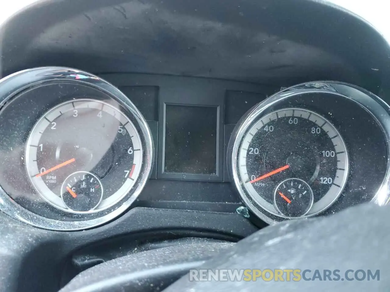 9 Photograph of a damaged car 2C4RDGEG9KR513606 DODGE CARAVAN 2019