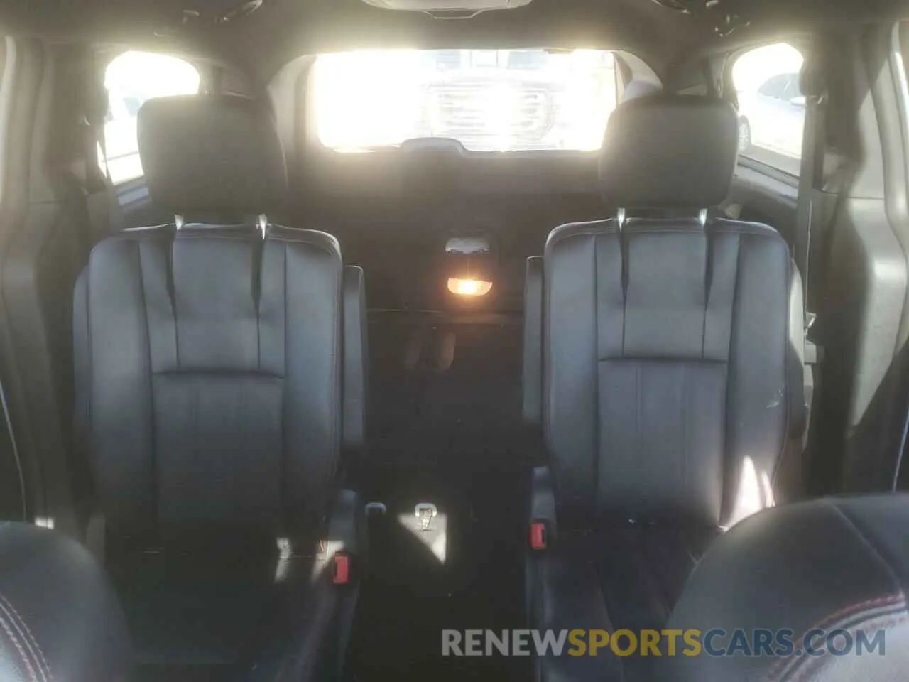 10 Photograph of a damaged car 2C4RDGEG9KR534049 DODGE CARAVAN 2019