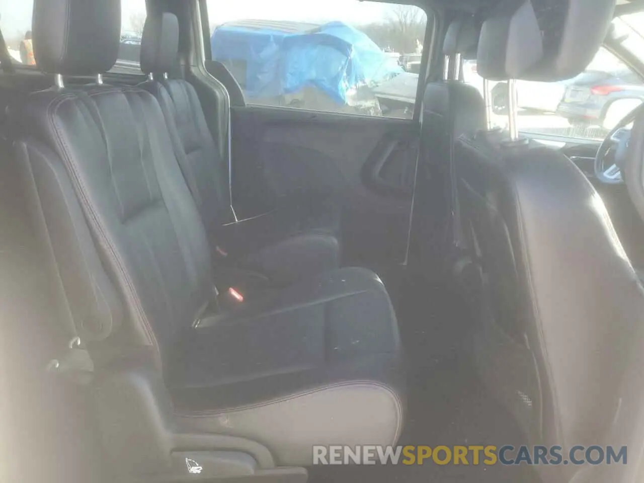 11 Photograph of a damaged car 2C4RDGEG9KR534049 DODGE CARAVAN 2019