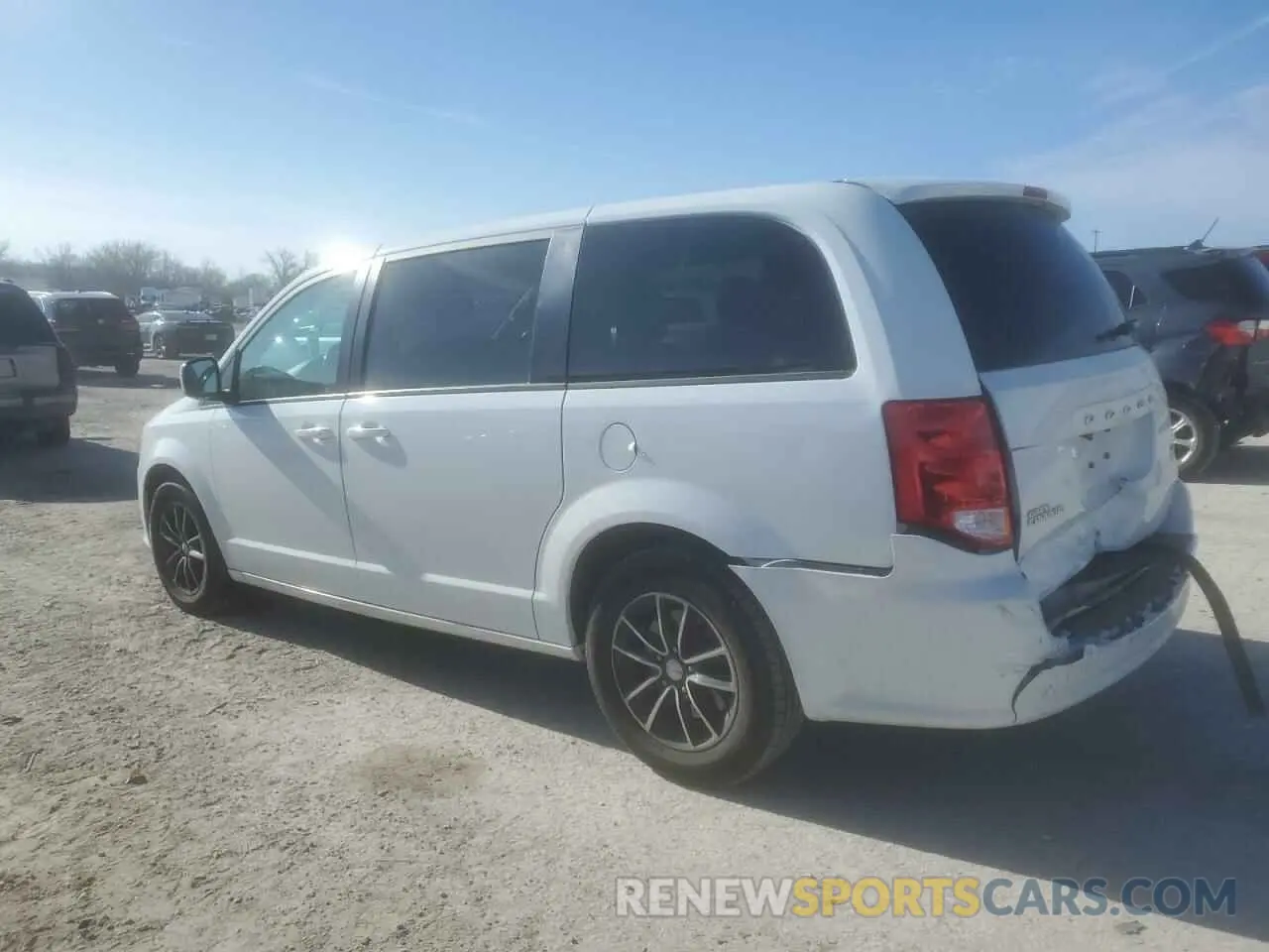 2 Photograph of a damaged car 2C4RDGEG9KR534049 DODGE CARAVAN 2019