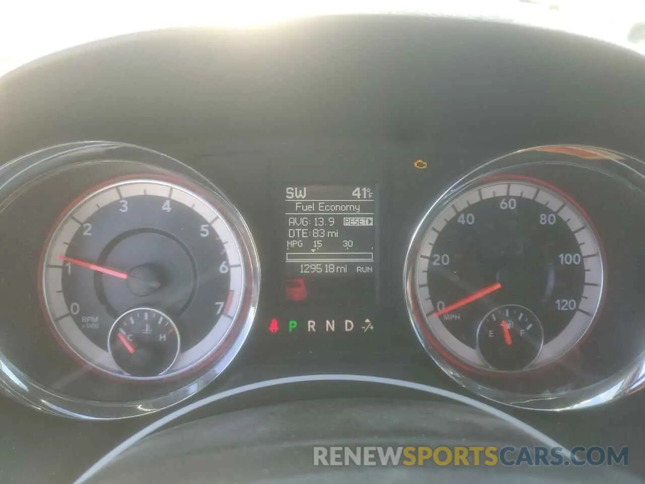 9 Photograph of a damaged car 2C4RDGEG9KR534049 DODGE CARAVAN 2019