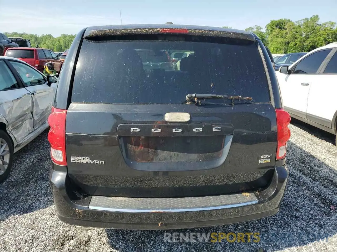 6 Photograph of a damaged car 2C4RDGEG9KR538148 DODGE CARAVAN 2019