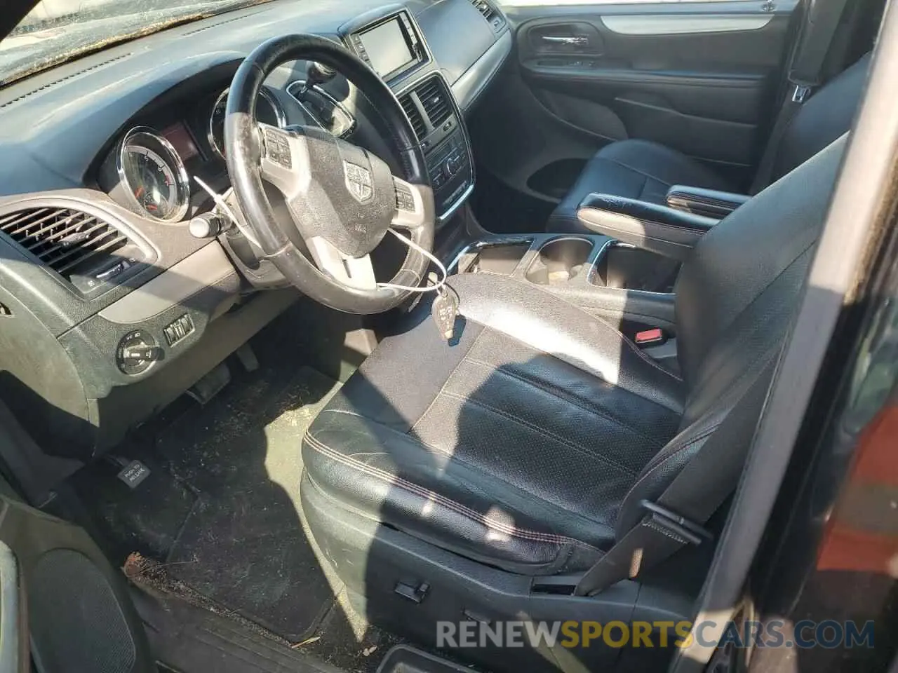 7 Photograph of a damaged car 2C4RDGEG9KR538148 DODGE CARAVAN 2019