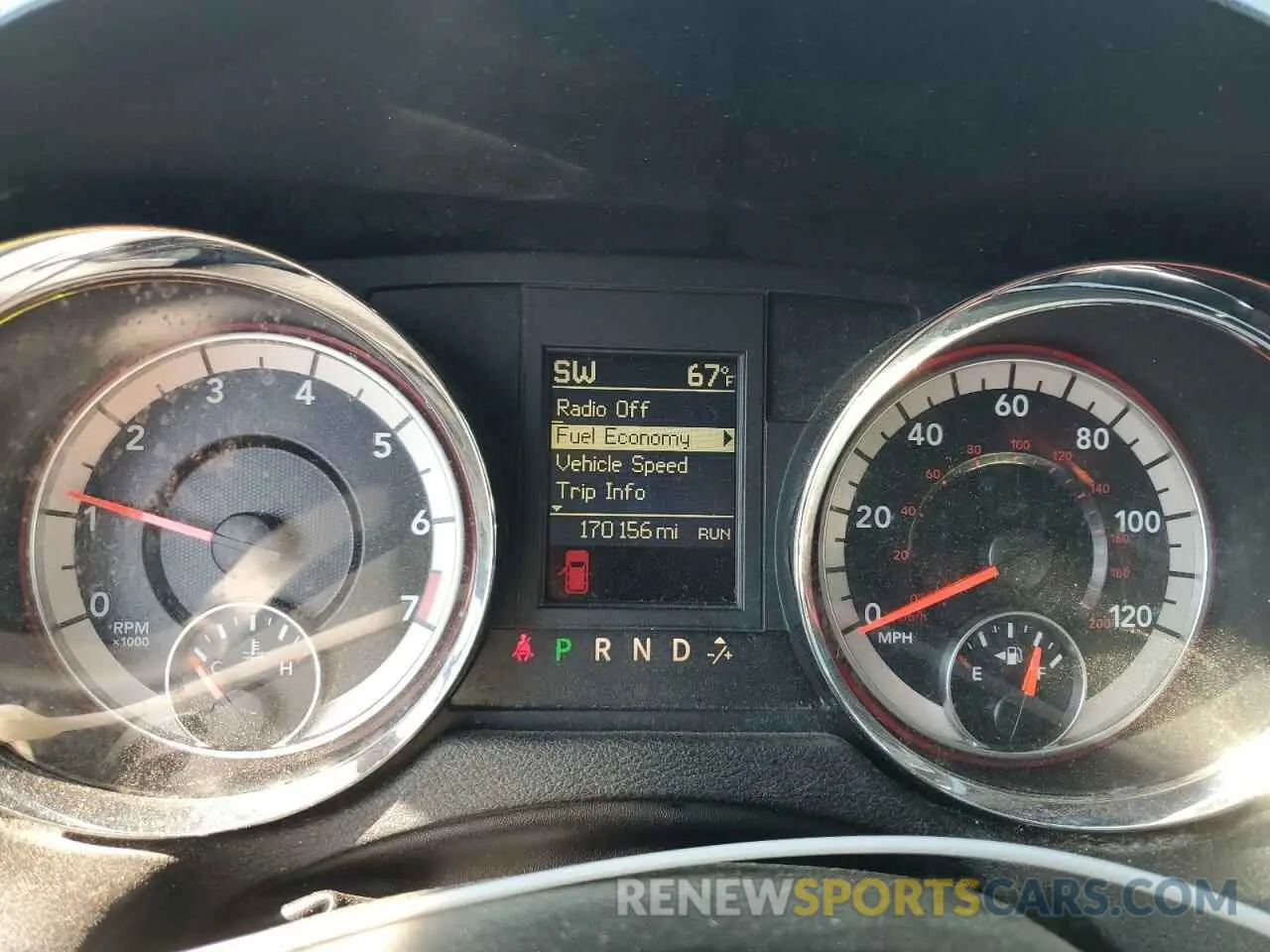 9 Photograph of a damaged car 2C4RDGEG9KR538148 DODGE CARAVAN 2019