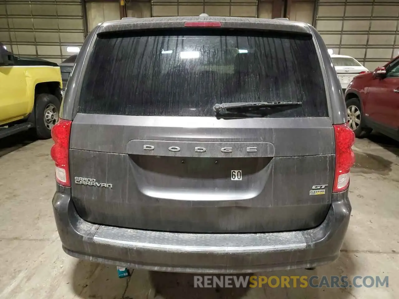 6 Photograph of a damaged car 2C4RDGEG9KR611020 DODGE CARAVAN 2019