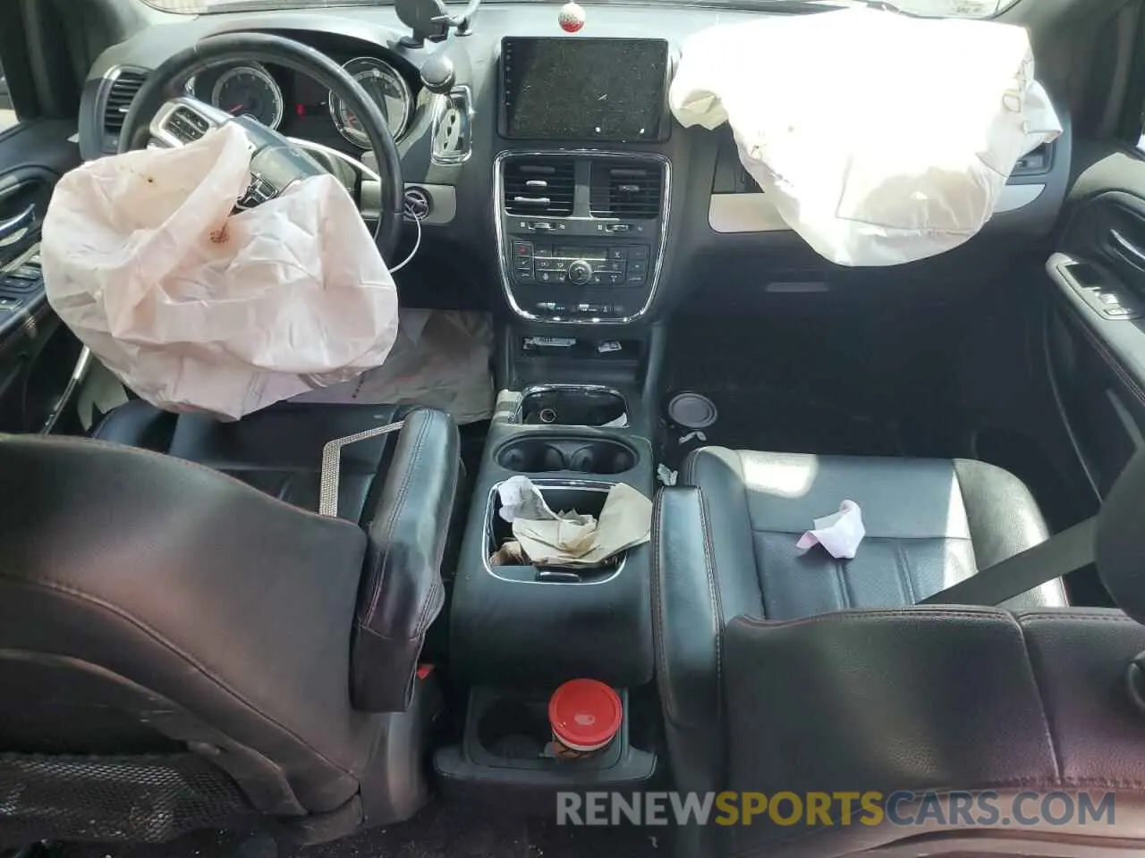 8 Photograph of a damaged car 2C4RDGEG9KR646835 DODGE CARAVAN 2019