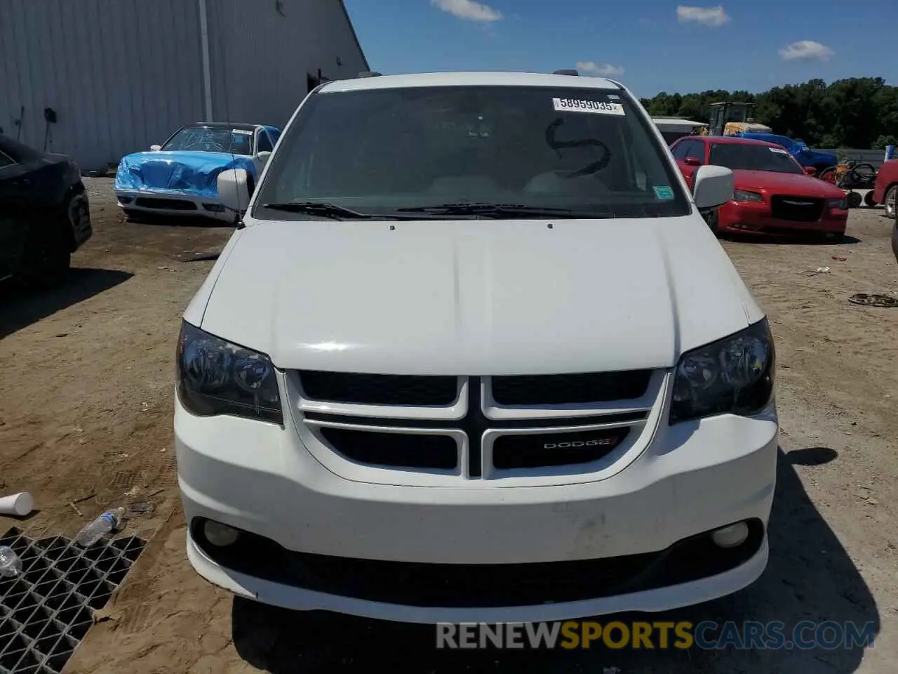 5 Photograph of a damaged car 2C4RDGEG9KR663165 DODGE CARAVAN 2019