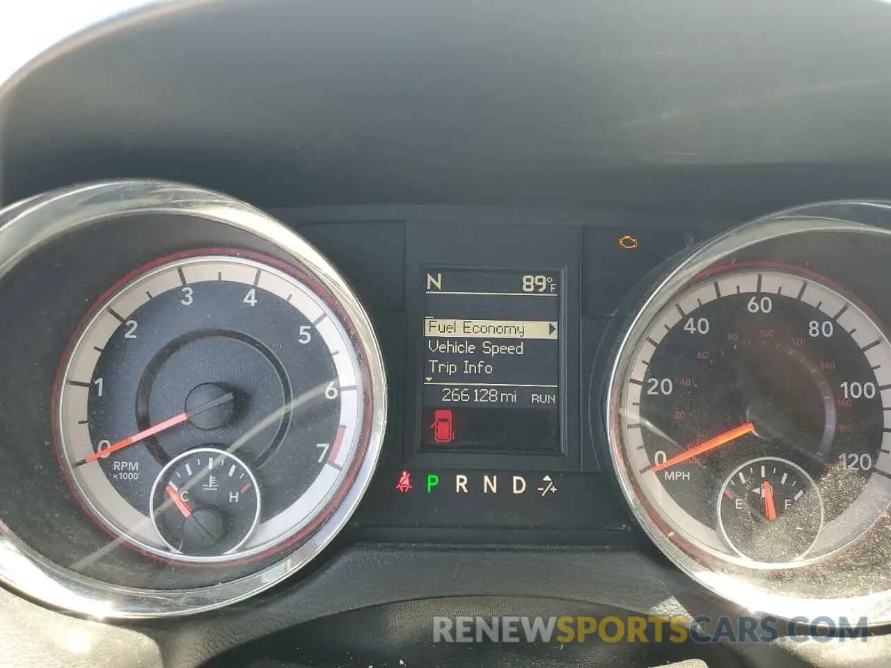 9 Photograph of a damaged car 2C4RDGEG9KR663165 DODGE CARAVAN 2019